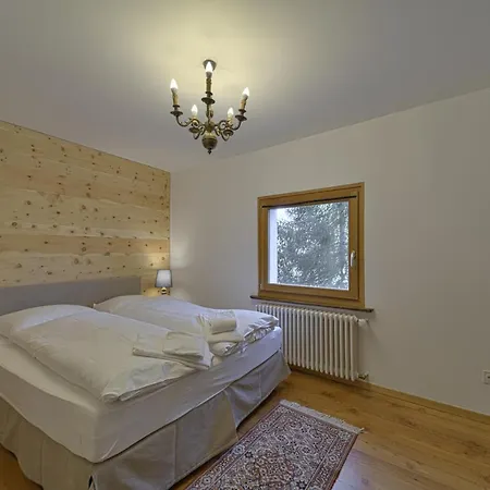 فندق Chesa Ilaria - *